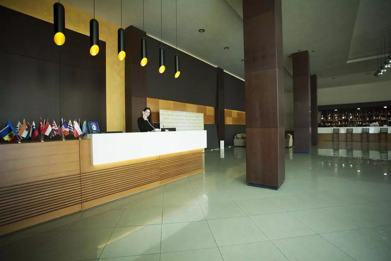 GOLDENPALACE-EDIT (11).jpg